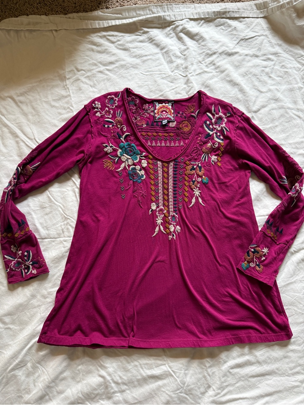 Johnny Was Tinasha Embroidered Raw Seam Tee Top Berry Pink Boho small